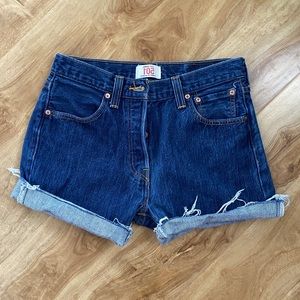 ⚡️vintage Levi shorts⚡️
